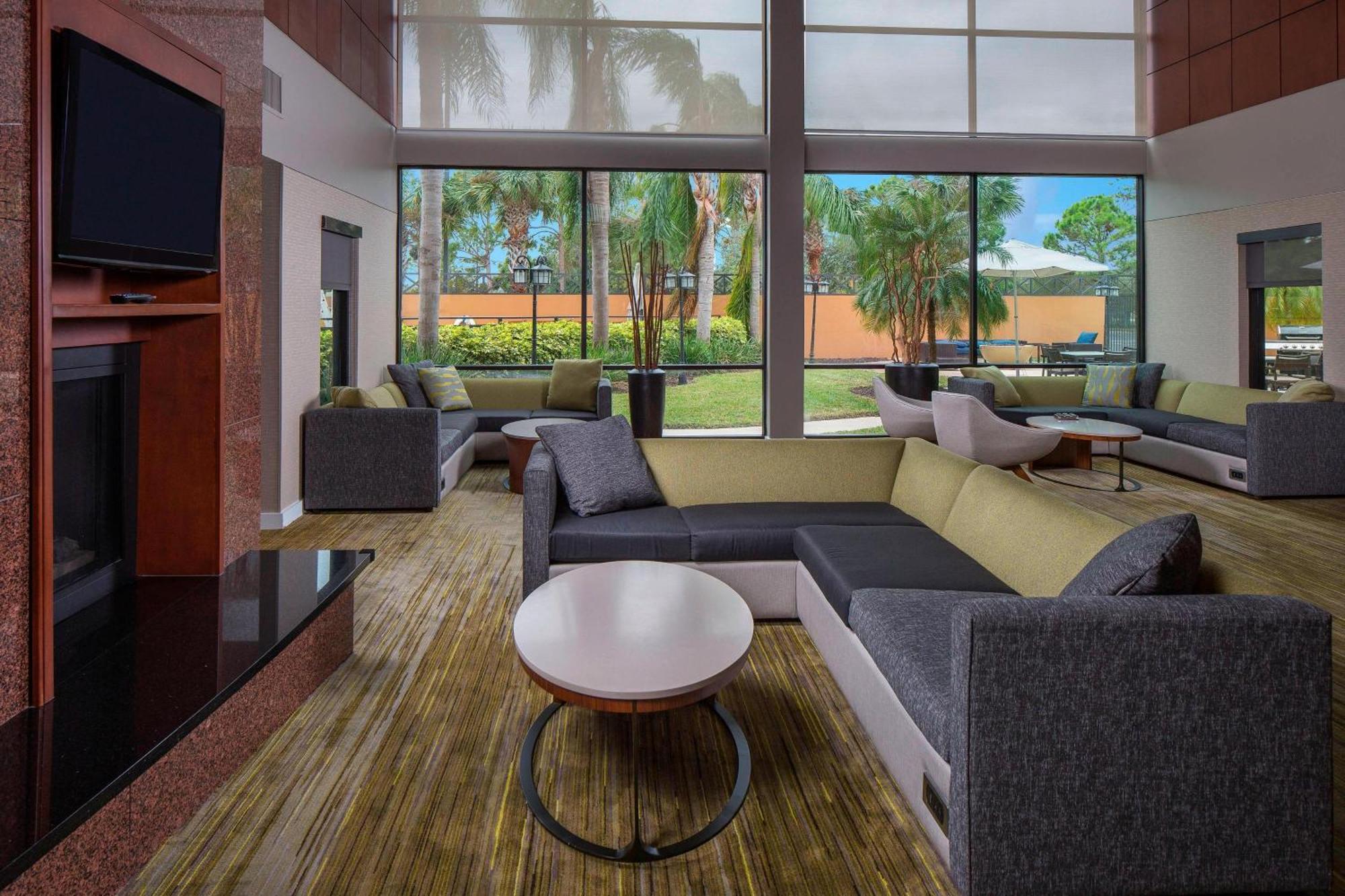 Courtyard By Marriott Daytona Beach Speedway/Airport Exteriör bild